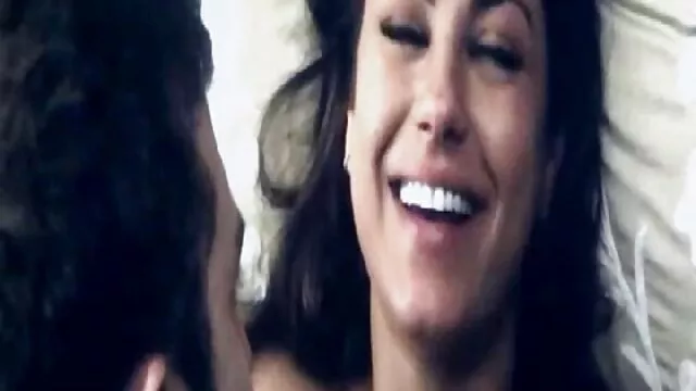 هیولا کانال کس و کیر سیاه و سفید به سختی متناسب در اروپا