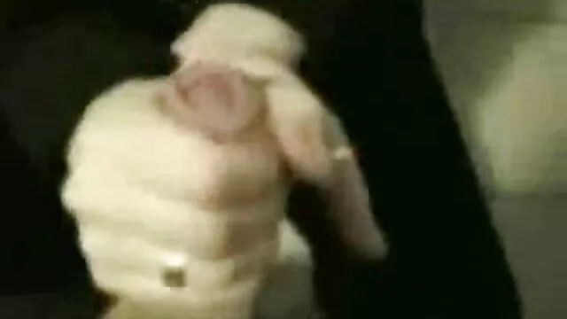 Busty ورزش ها سوپر کیرکوس با یک دختر