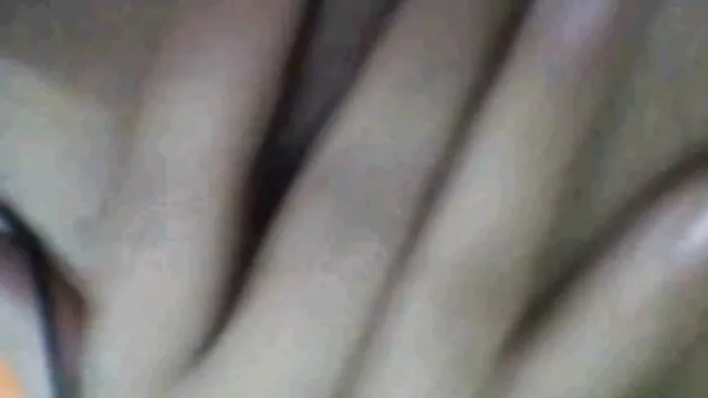 بلافاصله ، كير و كون دختر زیبا تبدیل شده است