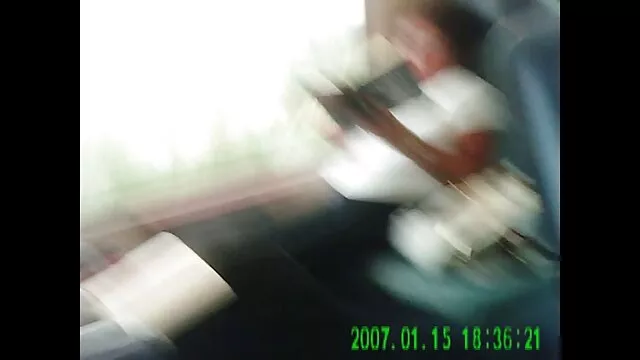 دختر ایمو emo طول می کشد عکس از کس کون خودش را از طریق یک آینه