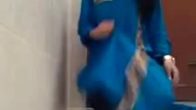 فاحشه ژاپنی ارضا دو هموطنان سکس با کیر برقی