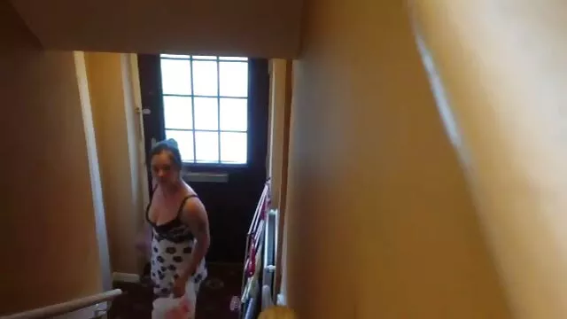 میا Malkova سرگرم کننده با دوستان سكس كير بزرك بر روی تراس از خانه